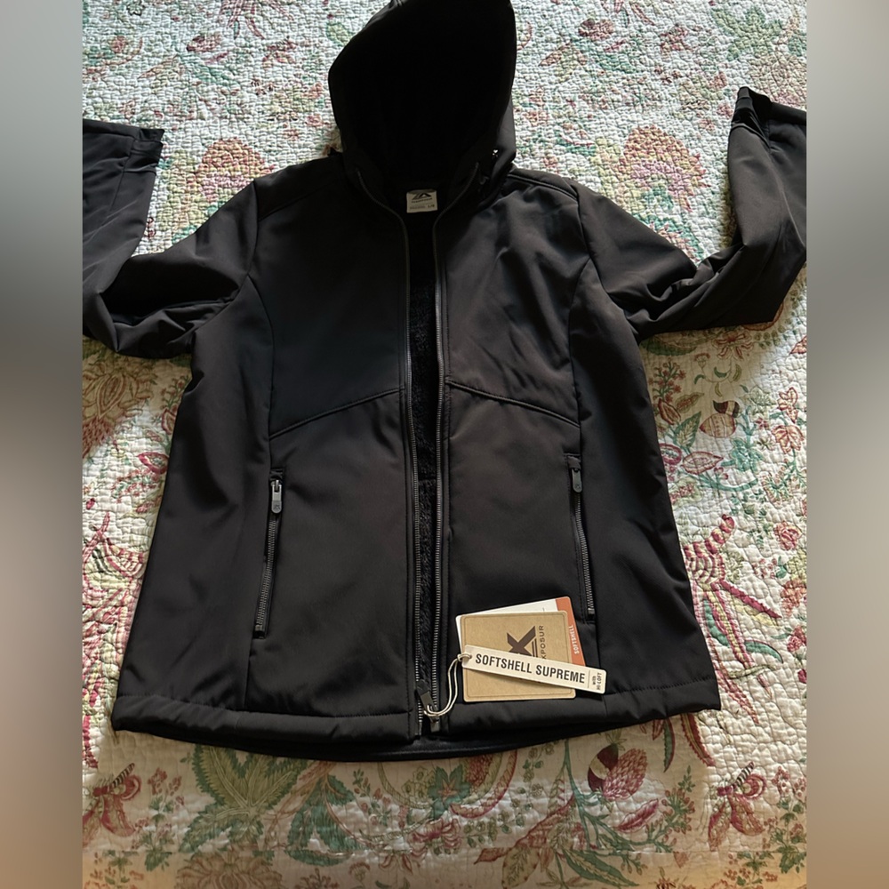 Women's Amyah Rain Shell Jacket ZeroXposur Plush-Lined Soft Shell Sz Large. NWT.